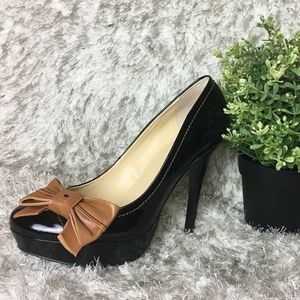 Guess Caylee Retro Heels Black w/tan Bow